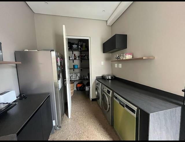 4 BEDROOM PROPERTY TO RENT IN ZINI RIVER ESTATE